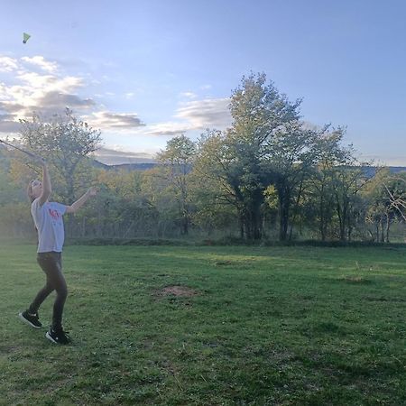 Chez Marthe, Organic Farm Stay Книн Екстер'єр фото