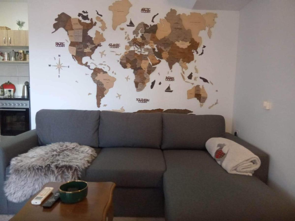 Chez Marthe, Organic Farm Stay Книн Екстер'єр фото